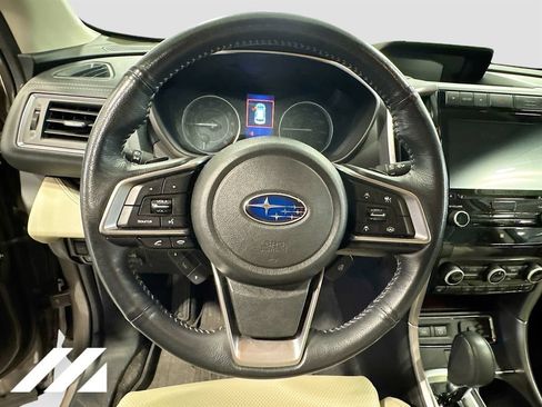 Used 2022 Subaru Ascent Limited w/ Technology Package AWD/4WD image 11
