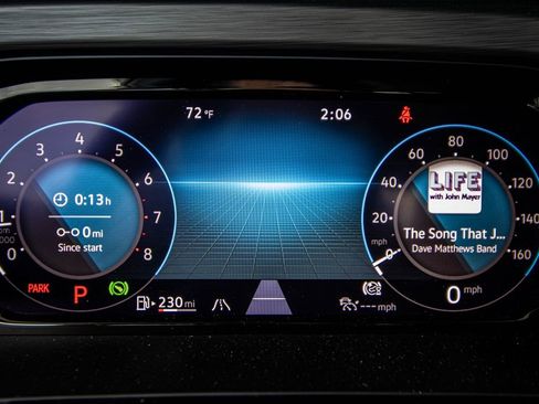 Used 2024 Volkswagen Atlas Cross Sport SE w/ Panoramic Sunroof Package image 38