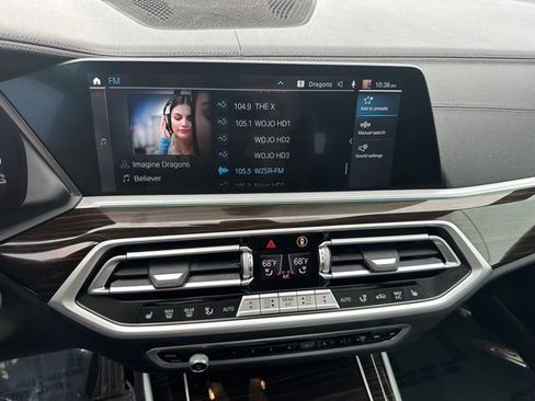 Used 2021 BMW X5 xDrive45e w/ Premium Package AWD/4WD image 25