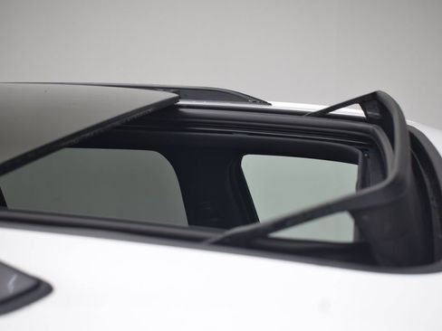 New 2026 Jeep Grand Cherokee Limited image 10