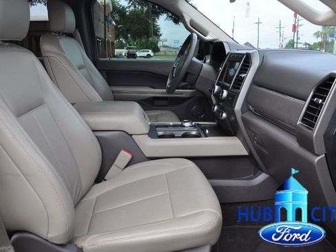 Used 2020 Ford Expedition XLT w/ Equipment Group 202A RWD image 16