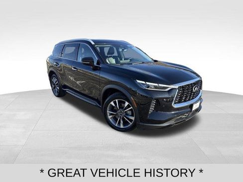 Certified 2023 INFINITI QX60 Luxe w/ Performance Audio Package image 7