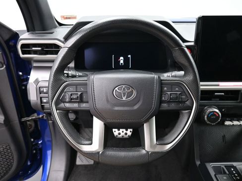 Used 2024 Toyota Tacoma TRD Sport image 17