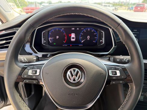 Used 2021 Volkswagen Jetta SEL FWD image 15