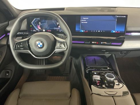 Certified 2024 BMW 530i xDrive w/ M Sport Package image 15