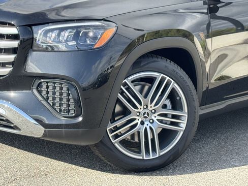 New 2025 Mercedes-Benz GLS 450 4MATIC image 4