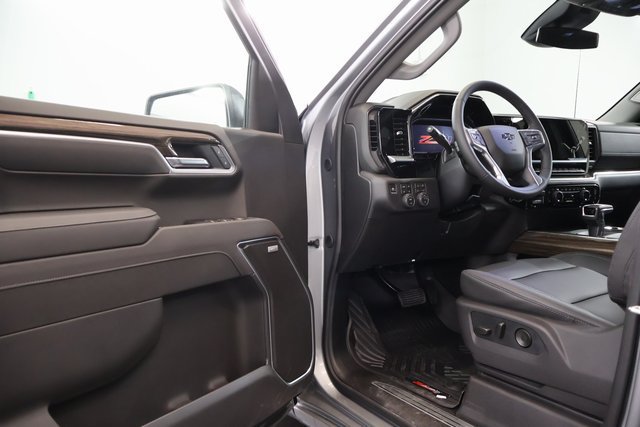 New 2026 Chevrolet Silverado 1500 RST AWD/4WD image 9