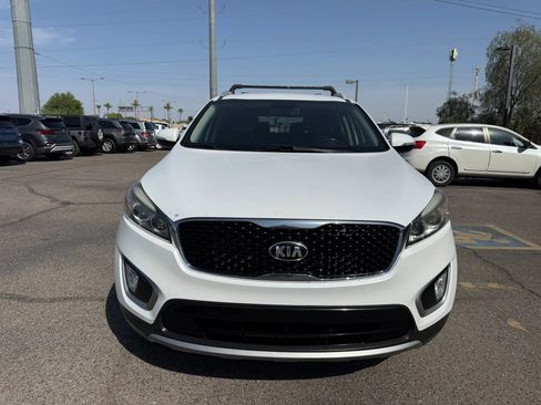 Used 2017 Kia Sorento EX w/ EX V6 Premium Package image 3