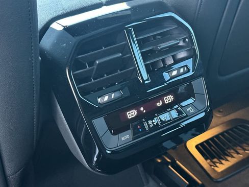 Used 2025 BMW iX xDrive50 image 14