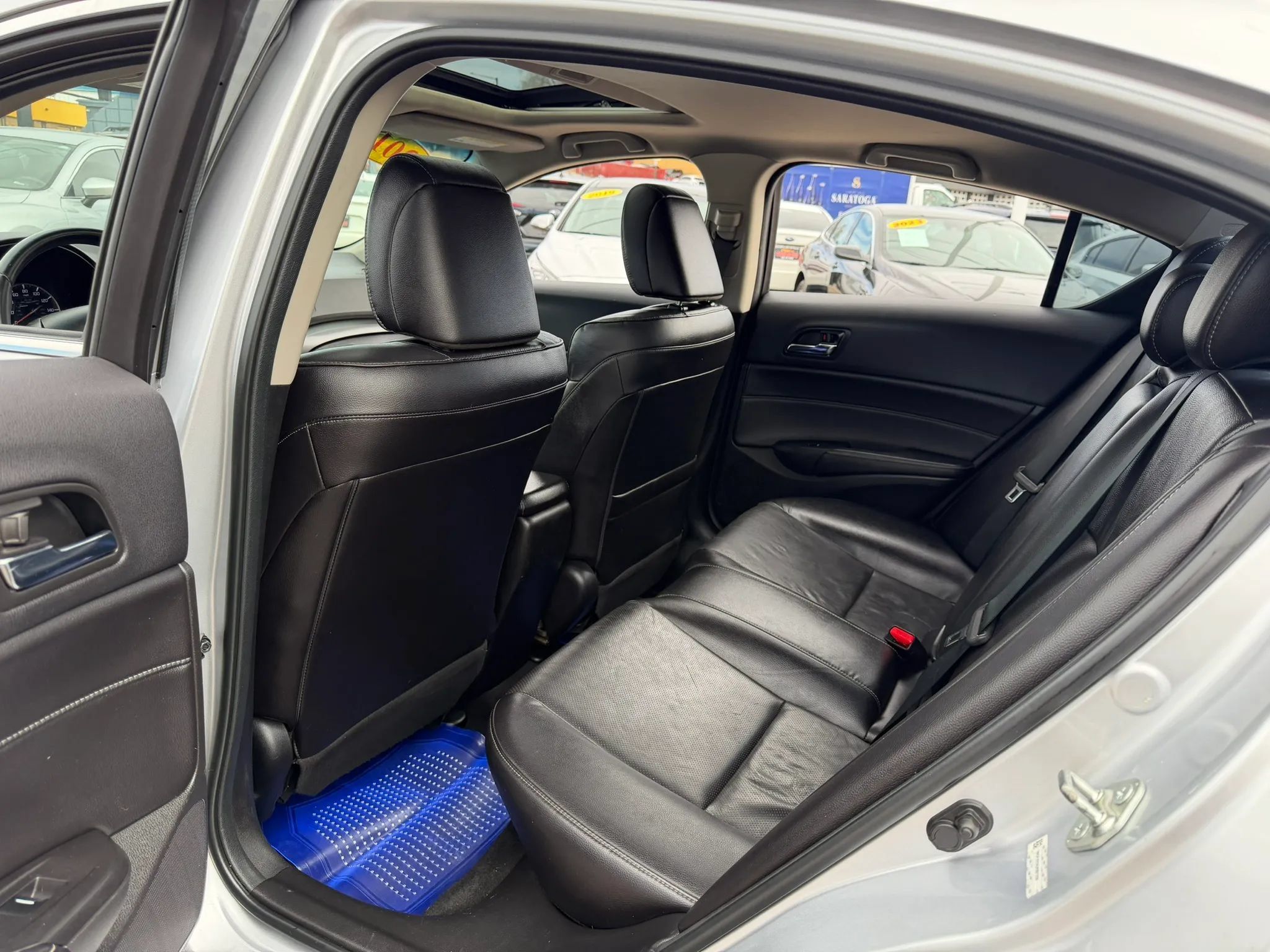 Used 2013 Acura ILX w/ Premium Package FWD image 41