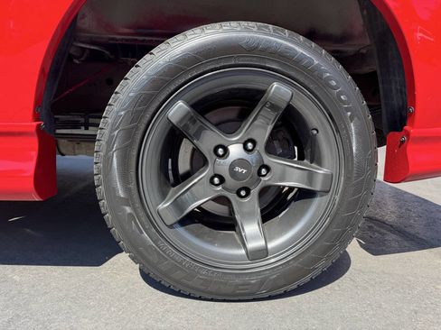 Used 2000 Ford F150 Lightning image 14