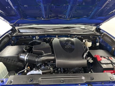 Used 2022 Toyota Tacoma SR5 image 29