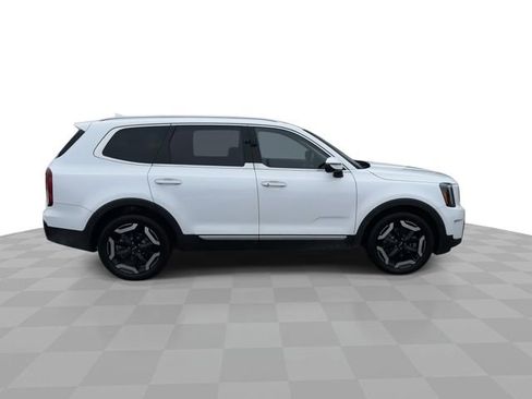 Used 2023 Kia Telluride S w/ S Sunroof Package image 9