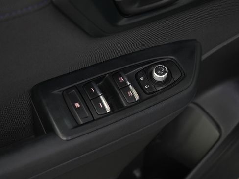 Used 2025 Subaru Forester Premium image 20