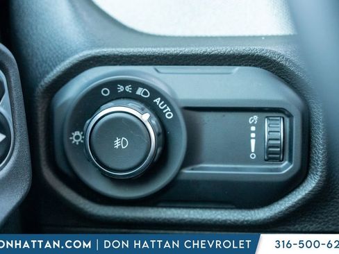 Used 2024 Jeep Wrangler Unlimited image 18