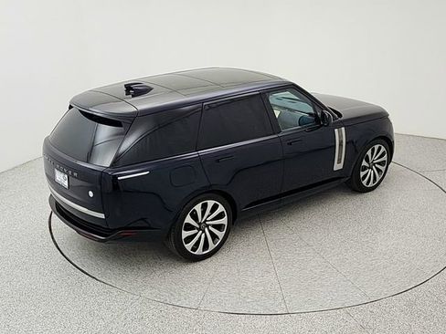 Certified 2025 Land Rover Range Rover SV AWD/4WD image 35