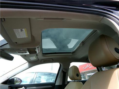 Used 2020 Volkswagen Jetta SEL image 11