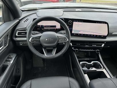 New 2026 Chevrolet Traverse LT w/ Midnight/Sport Edition