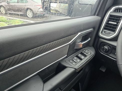 New 2026 RAM 3500 Big Horn AWD/4WD image 28