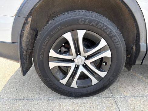 Used 2018 Toyota RAV4 LE w/ All Weather Liner Package AWD/4WD image 51