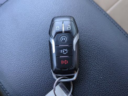 Used 2017 Ford Explorer Limited w/ Equipment Group 301A FWD image 30