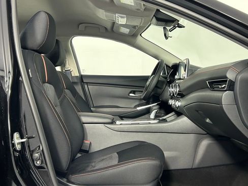Used 2025 Nissan Sentra SR w/ Midnight Edition FWD image 10