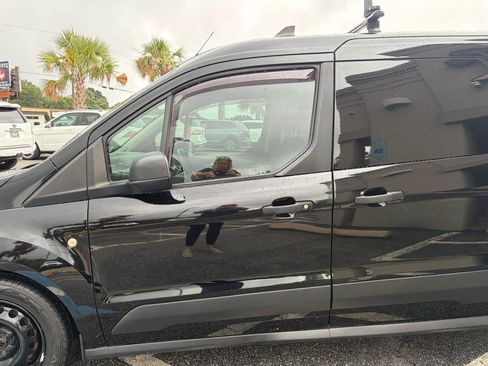 Used 2019 Ford Transit Connect XLT FWD image 24