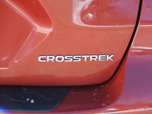 Used 2025 Subaru Crosstrek 2.0i Premium image 9