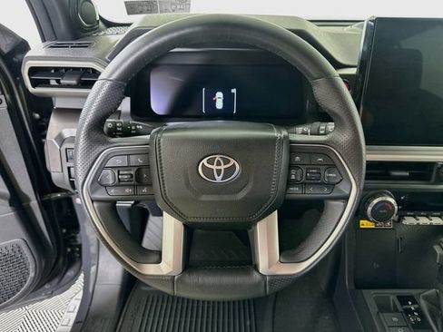 Used 2025 Toyota 4Runner TRD Off-Road Premium w/ Tow Technology Package AWD/4WD image 14