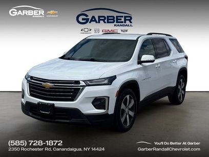 Used 2023 Chevrolet Traverse LT w/ LT Premium Package