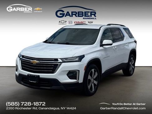 Used 2023 Chevrolet Traverse LT w/ LT Premium Package AWD/4WD image 1