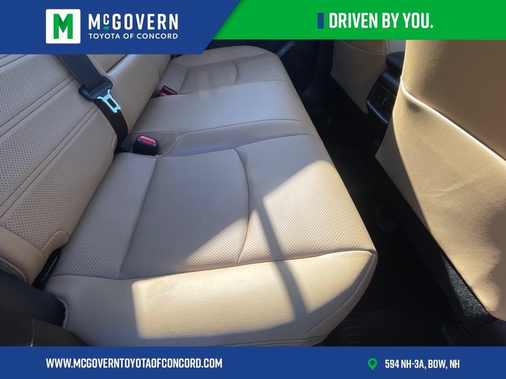 Used 2025 Toyota RAV4 Limited w/ Advanced Technology Package AWD/4WD image 29
