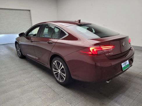 Used 2018 Buick Regal Essence w/ Driver Confidence Package #1 image 5