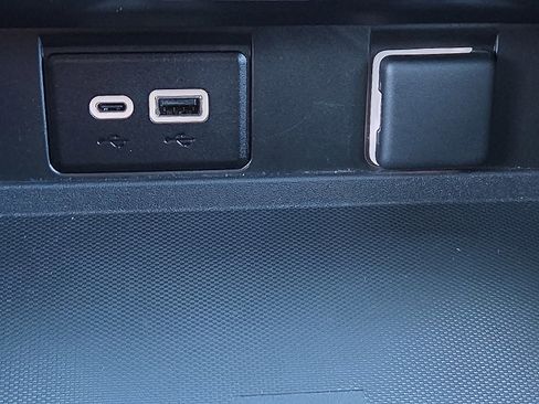 Used 2023 Chevrolet Tahoe LT image 19