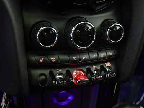 Used 2020 MINI Cooper S FWD image 21