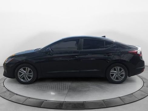 Used 2020 Hyundai Elantra SEL FWD image 2