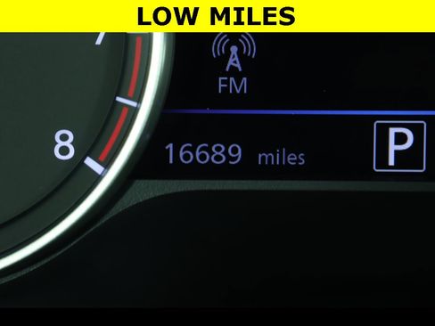 Used 2024 Nissan Sentra SR image 5