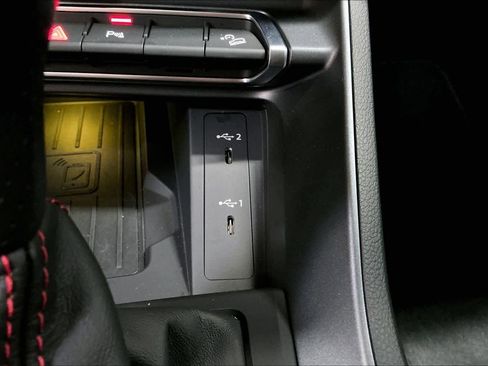 Certified 2025 Audi Q3 2.0T Premium Plus w/ Premium Plus Package image 34