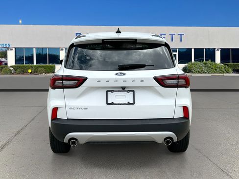 Used 2025 Ford Escape Active image 6