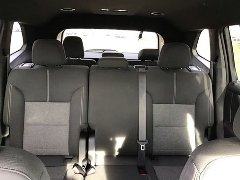 Used 2025 GMC Acadia Elevation image 20