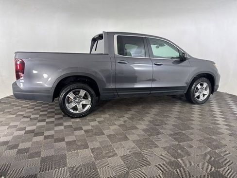 Certified 2025 Honda Ridgeline RTL image 9