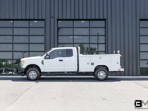 Used 2017 Ford F250 XL w/ Power Equipment Group image 1