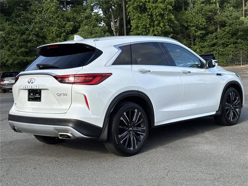 Used 2023 INFINITI QX50 Sensory AWD/4WD image 28