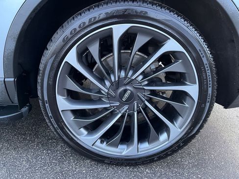 Used 2021 Lincoln Aviator Reserve w/ Equipment Group 201A image 10