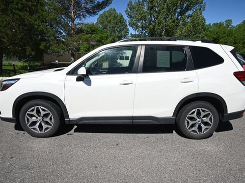 Used 2021 Subaru Forester Premium w/ Popular Package #1 AWD/4WD image 2