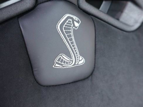 Used 2022 Ford Mustang Shelby GT500 w/ Carbon Fiber Track Pack image 26