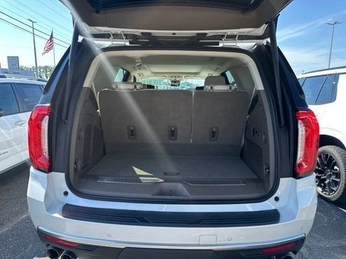 Certified 2024 GMC Yukon Denali w/ Advanced Technology Package AWD/4WD image 16