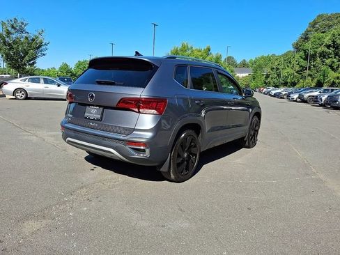 Used 2024 Volkswagen Taos SE w/ Black Wheel Plus Package AWD/4WD image 33