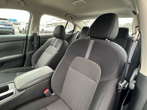 Certified 2023 Nissan Sentra SV FWD image 24