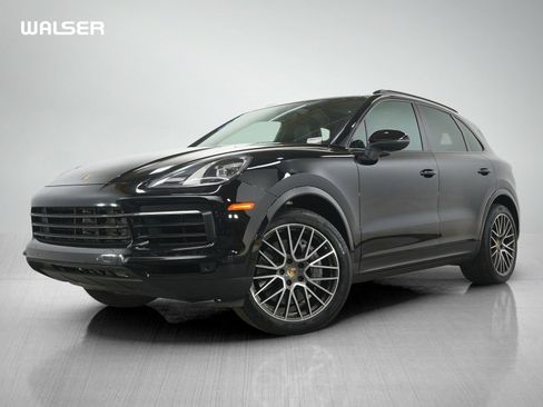 Used 2022 Porsche Cayenne AWD/4WD image 1